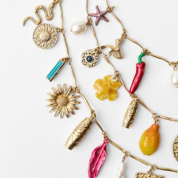 NWT ZARA 2024 3-Pack of Multi-Charm Necklaces Long Gold-Color/Colorful 1856/070 - Picture 3 of 9